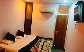 Hotel Ayodhya Palace